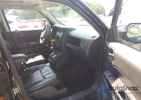 2014 Jeep Patriot Limited из США, поврежденный, VIN 1C4NJRCB8ED728587